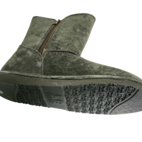 LAMO NIB Water And Stain Resistant Suede Boots Juniper Forest Green Size 11M - Picture 5 of 13
